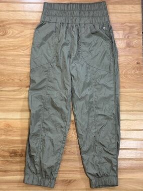 Free People Wind Pants - M